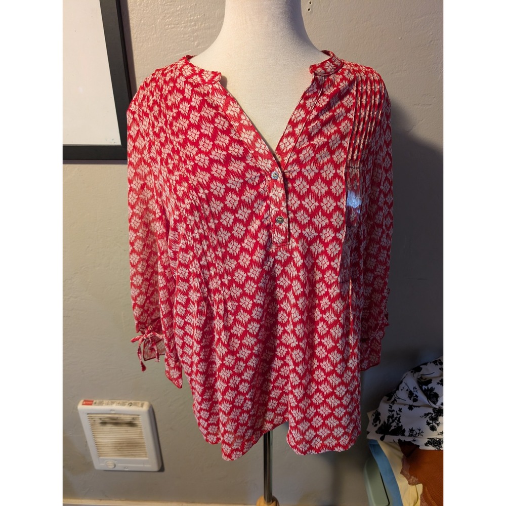 Nwt womens Nautica Jeans v neck blouse sz L